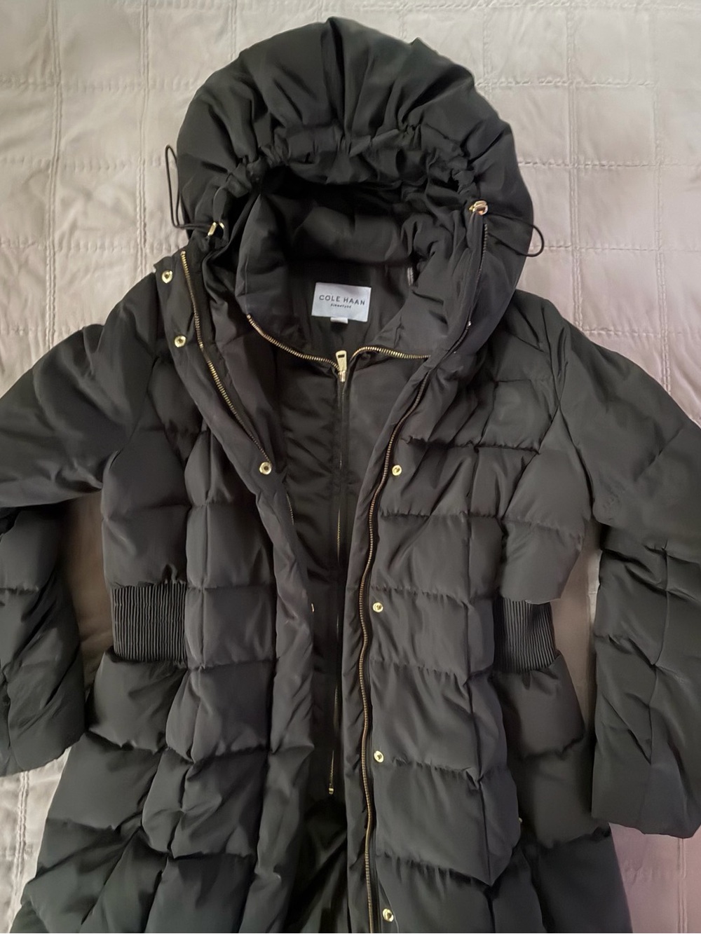Cole Haan Signature Women’s Olive Green Mid Length QuiltedPuffer Coat Hooded L/G
